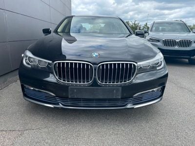 BMW 730