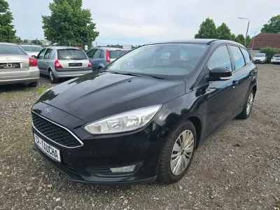 Gebraucht Ford Focus Business Edition 120 PS (88 kW) 2015 Schwarz Kombi