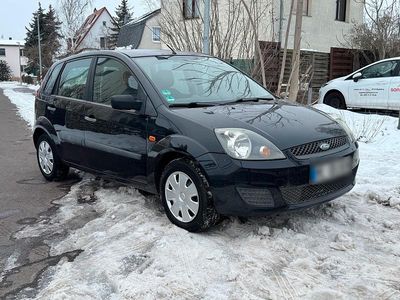 Gebraucht Ford Fiesta 60 PS (44 kW) 2007 Kleinwagen