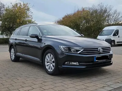 Gebraucht VW Passat Comfortline 150 PS (110 kW) 2018 Grau Kombi