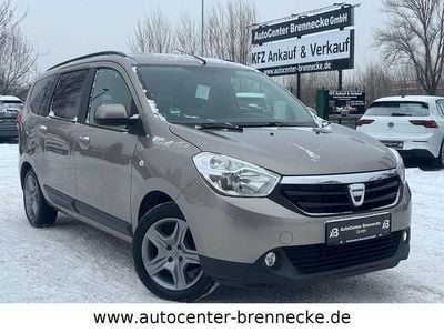 Braun Gebraucht 2015 Dacia Lodgy Lauréate Van / Kleinbus | 5.950 € (Fairer Preis)