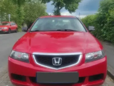 Gebraucht Honda Accord Comfort 155 PS (114 kW) 2003 Rot Limousine