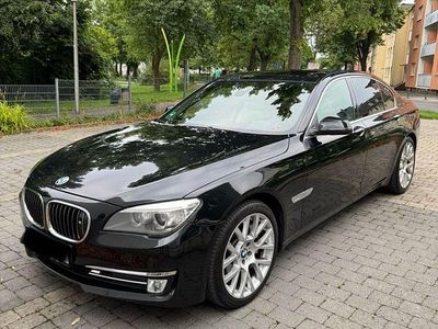 BMW 750
