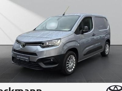 Grau Gebraucht 2021 Toyota Proace City City Van / Kleinbus | 20.990 € (Guter Preis)
