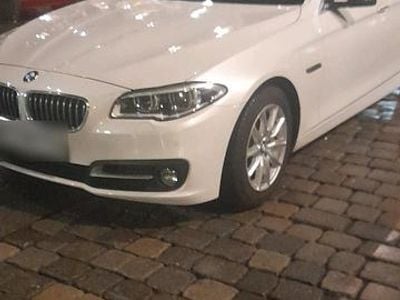 Gebraucht BMW 535 340 PS (250 kW) 2014 Weiß Limousine