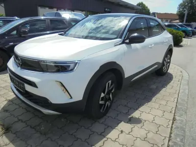 Gebraucht Opel Mokka-e Elegance 100 kW (136 PS) 2022 Jade weiss/arktis weiss SUV