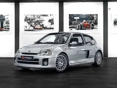 Gebraucht Renault Clio II 254 PS (186 kW) 2003 Silber Kleinwagen