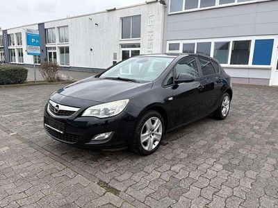 Gebraucht Opel Astra Edition 87 PS (63 kW) 2010 Saphirschwarz mineraleffekt Kleinwagen