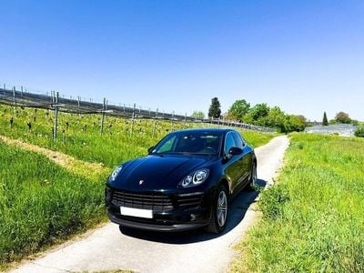 Porsche Macan S