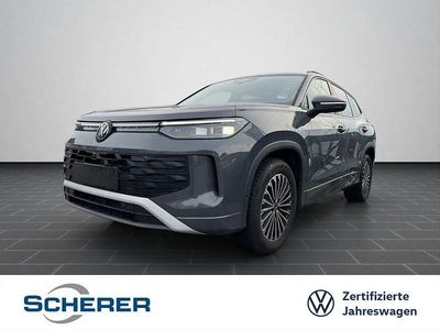 Delfingrau metallic (metallic) Gebraucht 2025 VW Tayron Life SUV | 42.582 € (Superpreis)