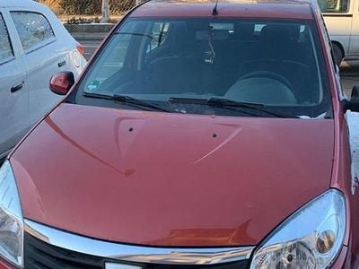 Second-hand Dacia Sandero 75 CP (55 kW) 2008 Roșu Hatchback