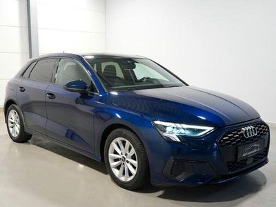 Gebraucht Audi A3 Sport 116 PS (85 kW) 2021 Blau Limousine