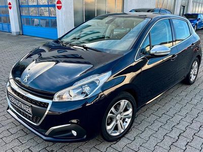 Gebraucht Peugeot 208 110 PS (80 kW) 2018 Blau Kleinwagen
