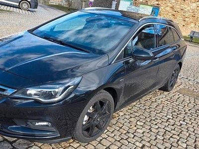Gebraucht Opel Astra Dynamic 160 PS (117 kW) 2016 Schwarz Kombi