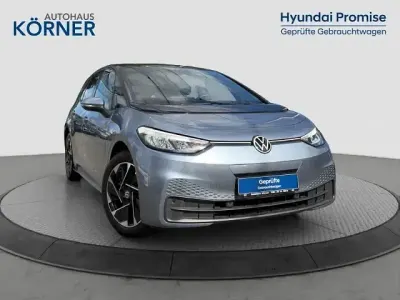 Gebraucht VW ID.3 Pure 110 kW (150 PS) 2021 Stonewashed blue metallic Kleinwagen