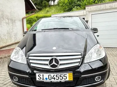 Gebraucht Mercedes A160 Edition 82 PS (60 kW) 2010 Schwarz Van / Kleinbus