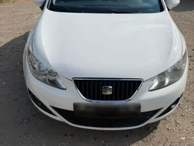 Gebraucht Seat Ibiza SC Sport 105 PS (77 kW) 2011 Weiß Kleinwagen