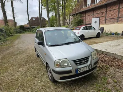 Usata Hyundai Atos 58 CV (42 kW) 2004 Grigio Utilitaria