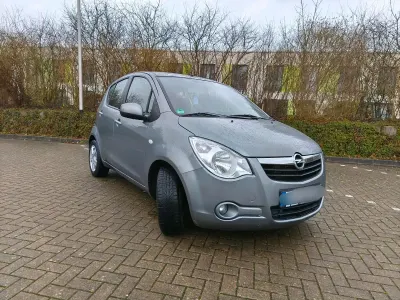Gebraucht Opel Agila 86 PS (63 kW) 2009 Grau Kleinwagen