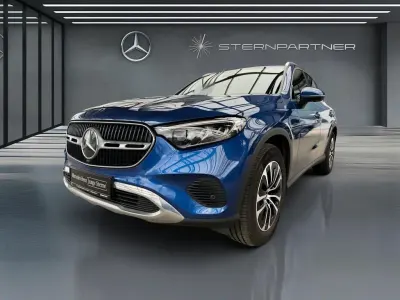 Gebraucht Mercedes GLC220 Avantgarde 197 PS (144 kW) 2023 Blau SUV
