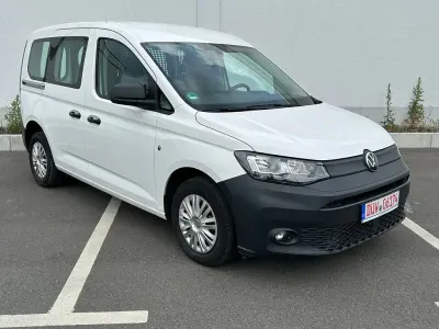 Gebraucht VW Caddy Basis 75 PS (55 kW) 2022 Weiß Van / Kleinbus