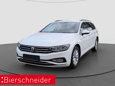 Gebraucht VW Passat Business 150 PS (110 kW) 2021 Pure white Kombi