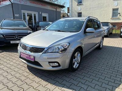 Gebraucht Kia Ceed Sportswagon Edition 7 90 PS (66 kW) 2012 Kirunasilber met. Kombi