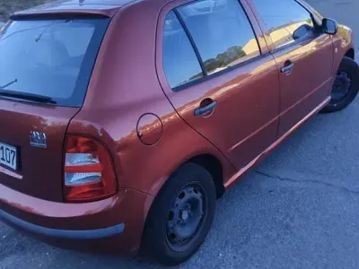 Gebraucht Skoda Fabia Elegance 101 PS (74 kW) 2001 Rot Limousine
