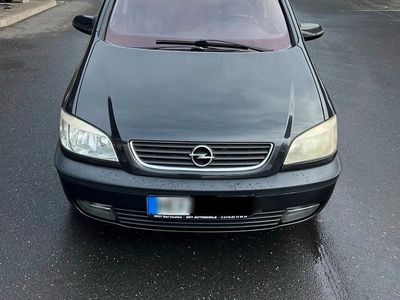Schwarz Gebraucht 2002 Opel Zafira Van / Kleinbus | 1.500 € (Fairer Preis)