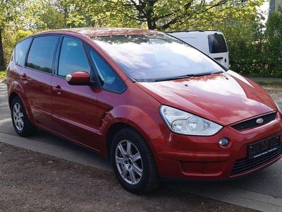 Second-hand Ford S-MAX Titanium 140 CP (102 kW) 2006 Roșu Monovolum