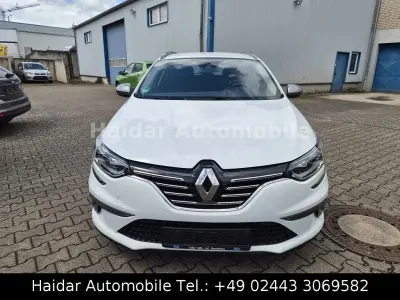 Occasion Renault Mégane GT Line GT-Line 131 ch (96 kW) 2016 Blanc Berline