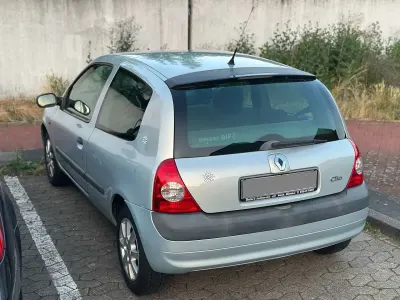Gebraucht Renault Clio II Authentique 75 PS (55 kW) 2003 Limousine