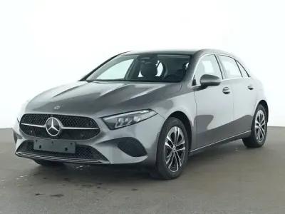 Używany Mercedes A250 Advanced 218 KM (160 kW) 2025 Szary Sedan/Limuzyna