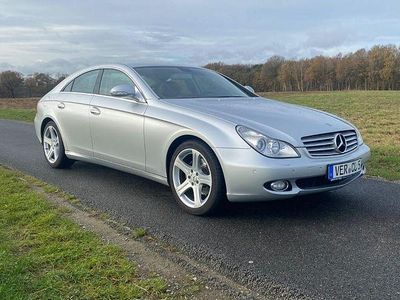 Gebraucht Mercedes CLS320 224 PS (164 kW) 2006 Silber Coupé