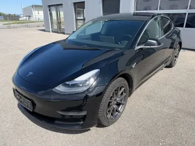 Usata Tesla Model 3 350 kW (476 CV) 2019 Nero Berlina