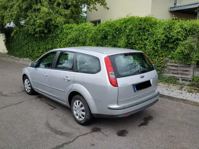 Gebraucht Ford Focus Fun X 109 PS (80 kW) 2007 Grau Limousine