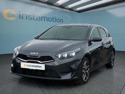 Grau Gebraucht 2025 Kia Ceed Spirit Kleinwagen | 24.249 € (Fairer Preis)