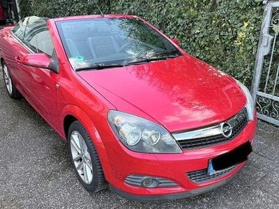 Gebraucht Opel Astra Cabriolet 105 PS (77 kW) 2006 Rot Cabrio
