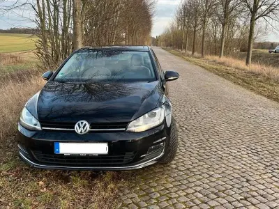 Gebraucht VW Golf VII Highline 140 PS (102 kW) 2013 Schwarz Kleinwagen