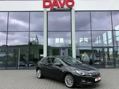 Gebraucht Opel Astra Innovation 125 PS (91 kW) 2015 Schwarz Limousine