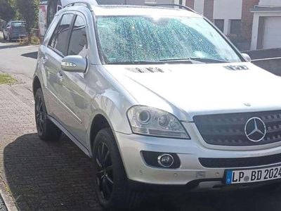 Mercedes ML280