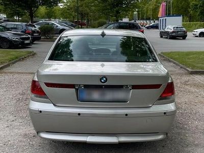 BMW 730
