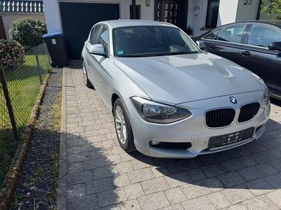 Usata BMW 118 143 CV (105 kW) 2013 Argento Utilitaria