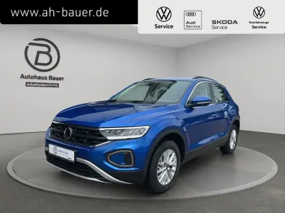 Gebraucht VW T-Roc Life 150 PS (110 kW) 2023 Blau SUV