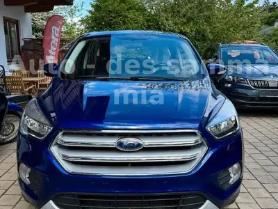 Gebraucht Ford Kuga Cool & Connect 182 PS (133 kW) 2018 Blau SUV