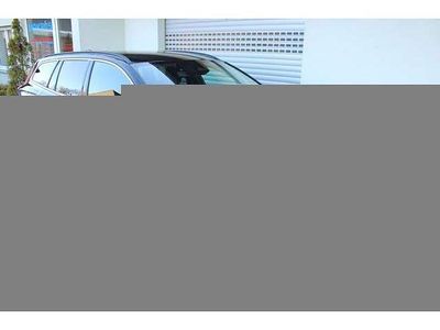 Gebraucht Volvo V60 Core 197 PS (144 kW) 2025 Onyxblack Kombi