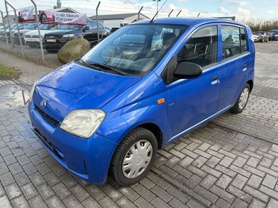 gebraucht Daihatsu Cuore Top Edition 25 1,0 Automatik 2.Hand S-Heft