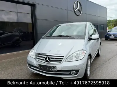Używany Mercedes A180 Elegance 116 KM (85 kW) 2012 Srebrny Sedan/Limuzyna