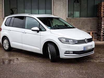 Gebraucht VW Touran Sound 150 PS (110 kW) 2017 Weiß Van / Kleinbus