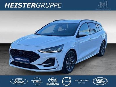 Weiß Gebraucht 2024 Ford Focus ST-Line Limousine | 22.990 € (Fairer Preis)